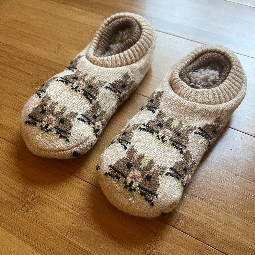 Never worn super cozy slippers - Women's size 7.5